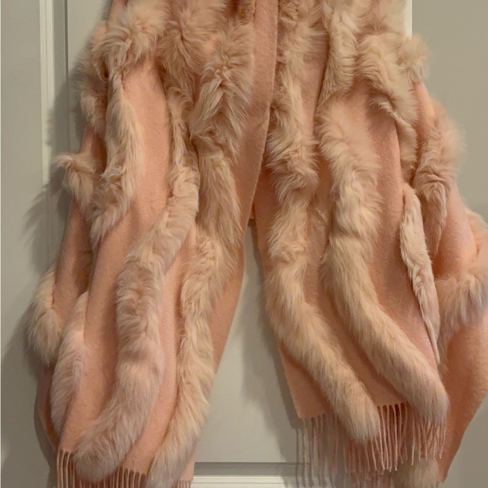 Elegant Pink Faux Fur Trimmed Women's Coat